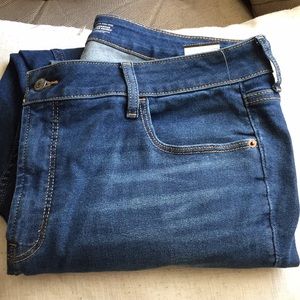 - - OLD Navy Rock star skinny plus size 20